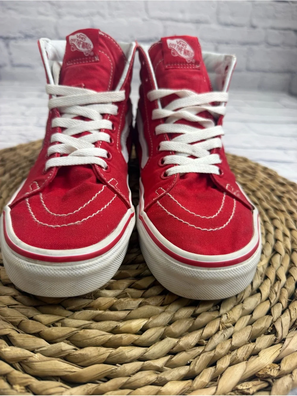 Vans Red Off The Wall Canvas High Top Sneakers. Mens size 6.5/Women’s Size 8